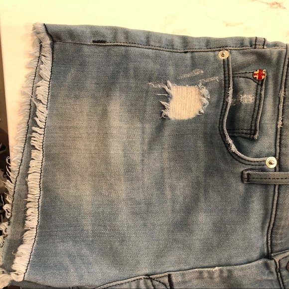 (NWOT) Hudson | Amber Frey Hem Short - Picture 7 of 8
